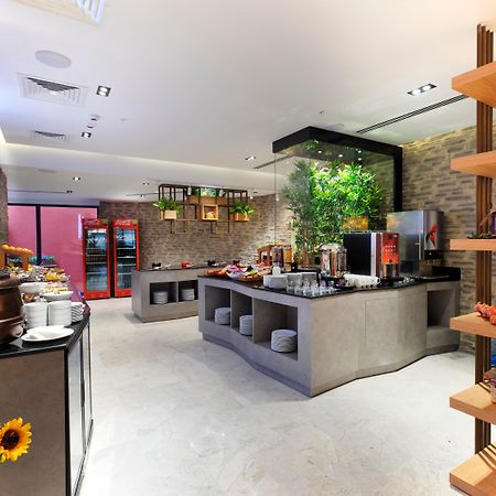 Ibis Styles Istanbul Atasehir Istambul Exterior foto